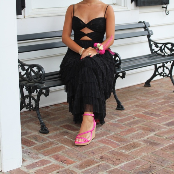 Hot pink Jessica Simpson heels - Picture 3 of 3